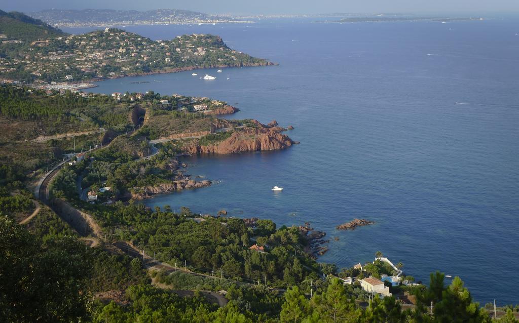 Cap Esterel Garden Flat Saint-Raphaël Dış mekan fotoğraf